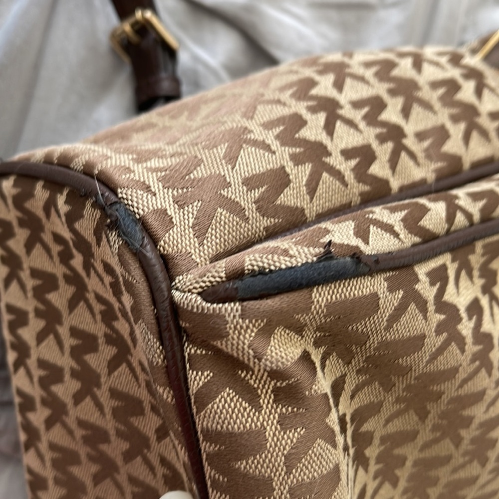 Michael kors backpack - Picture 12 of 16